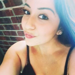 Meet your Posher, Abby